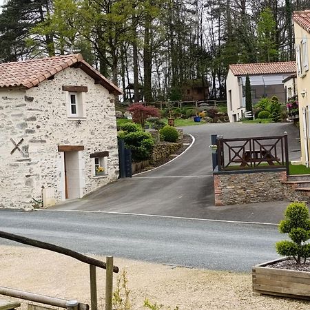 Gites De La Bibudiere Le Boupère Exterior foto